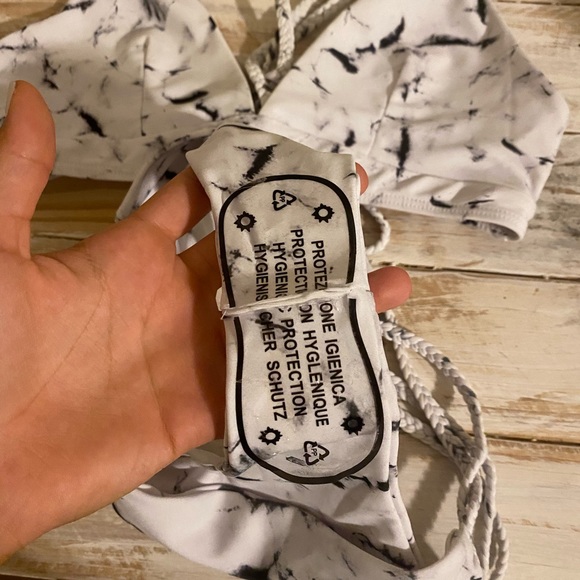 High waisted bikini - Picture 3 of 3